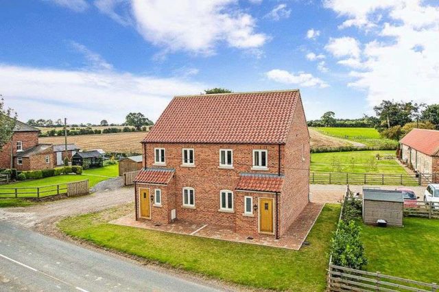  Image of 2 Bedroom Semi-Detached for sale at Thornton Bridge Helperby York, YO61 2RH